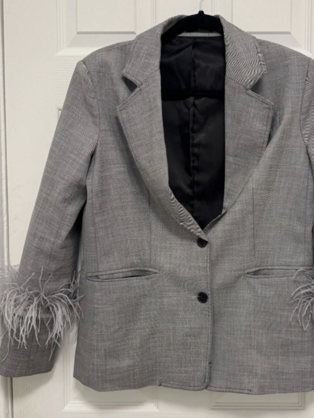 Grey Y2K Vintage Blazer 90s - Feathered Sleeve Details Good * accepting offers